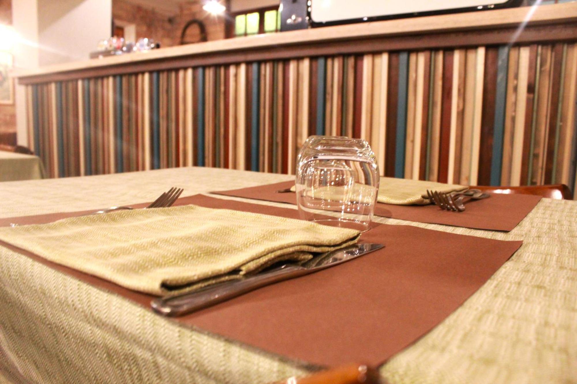 Hotel Ristorante Benigni Campagnano Di Roma Buitenkant foto